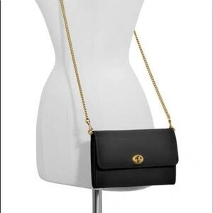 EUC Coach Marlow Leather Crossbody Bag. Black